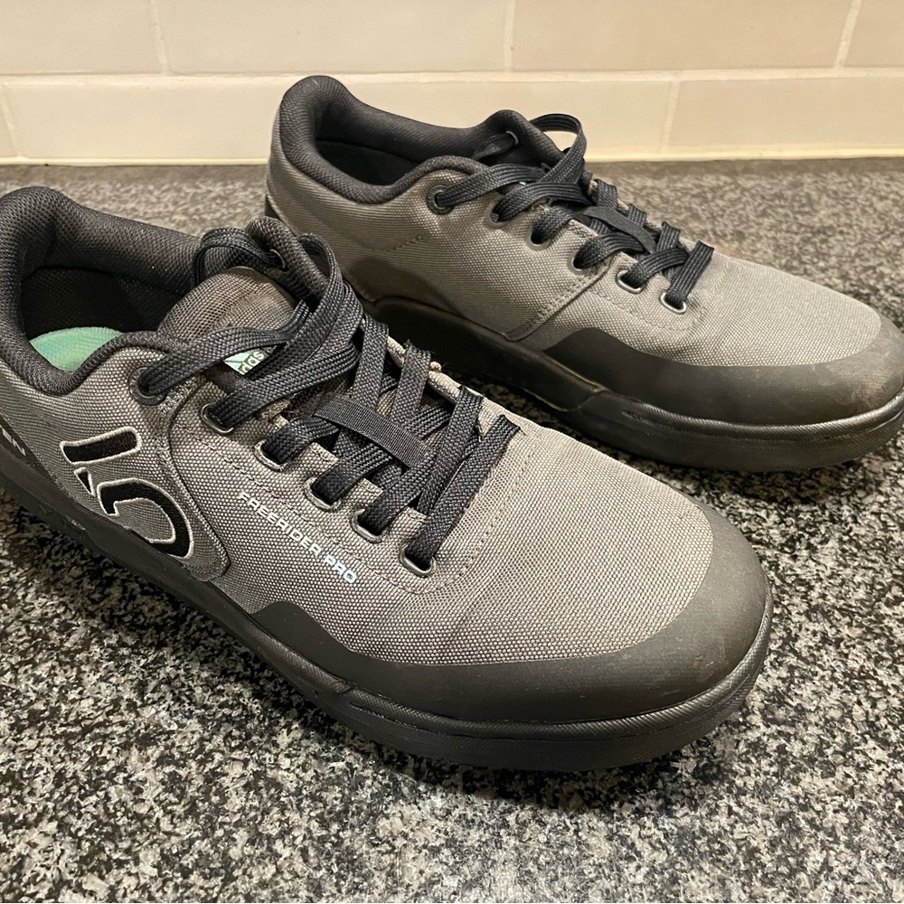 Men’s FiveTen Freerider Pro MTB Shoes - Size 10